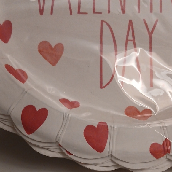 Rae Dunn Happy Valentine's Day Plates - Pink Hearts - Picture 4 of 4